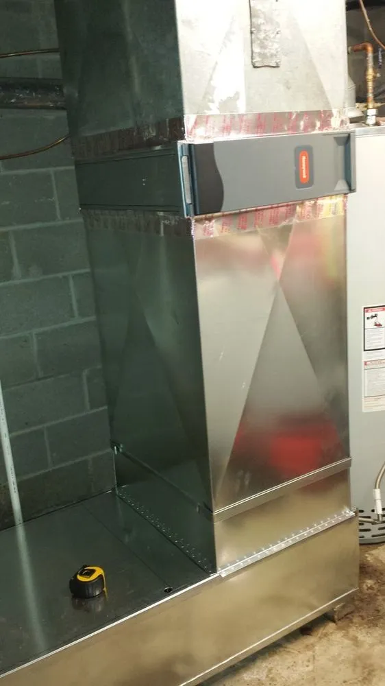 Slide of Speedtown Comfort Heating & Cooling