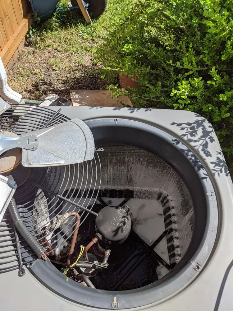 Slide of Speedy Nelson HVAC Repair