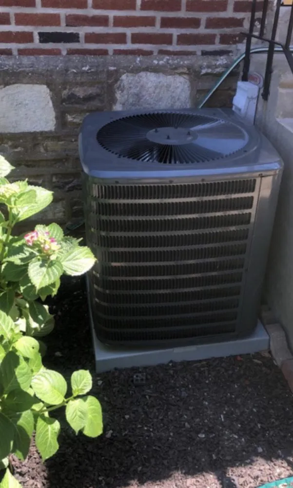 Slide of Splendid Hvac