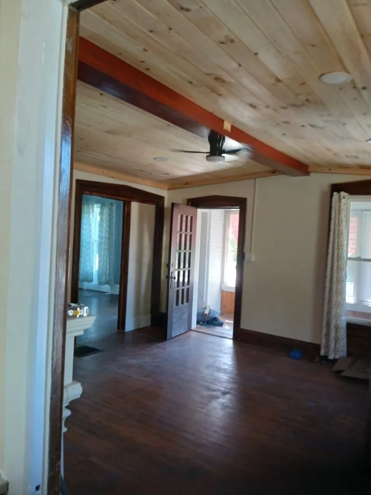 Slide of Spositos Electric