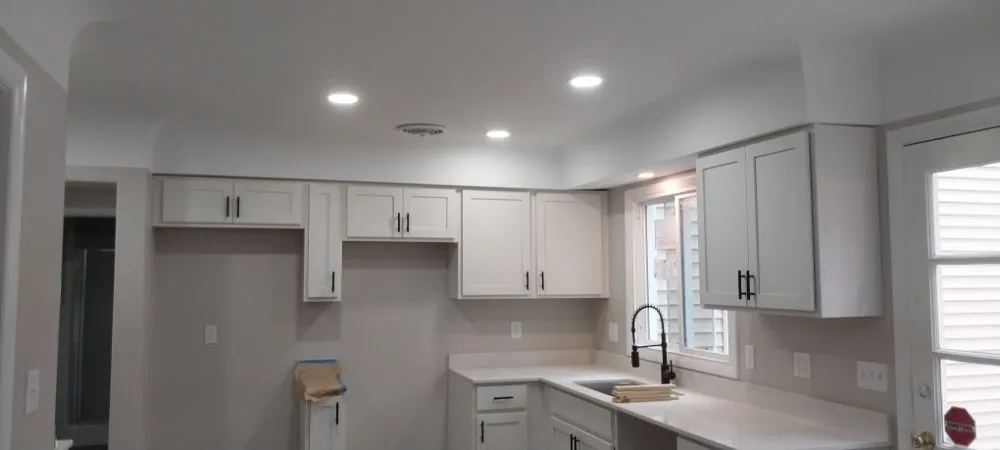 Slide of Spositos Electric