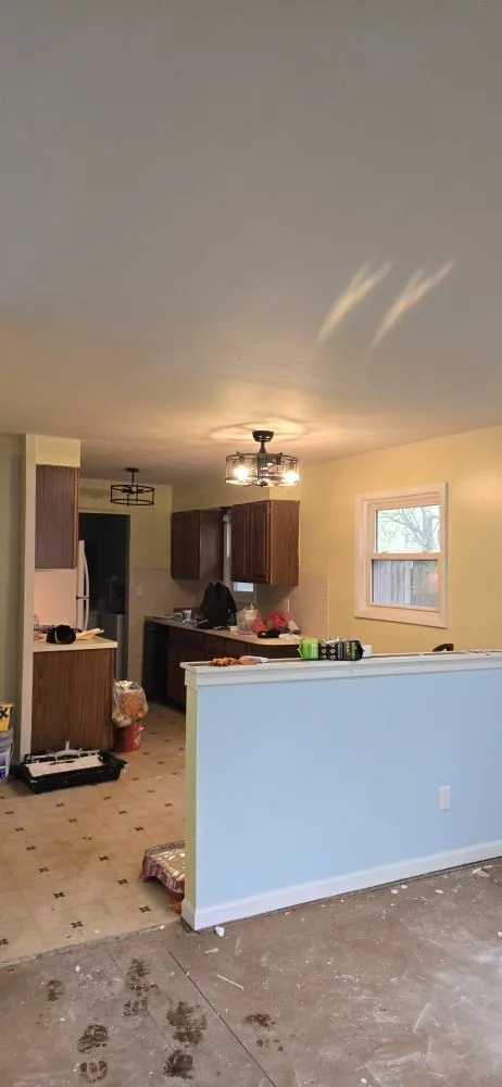 Slide of Spositos Electric