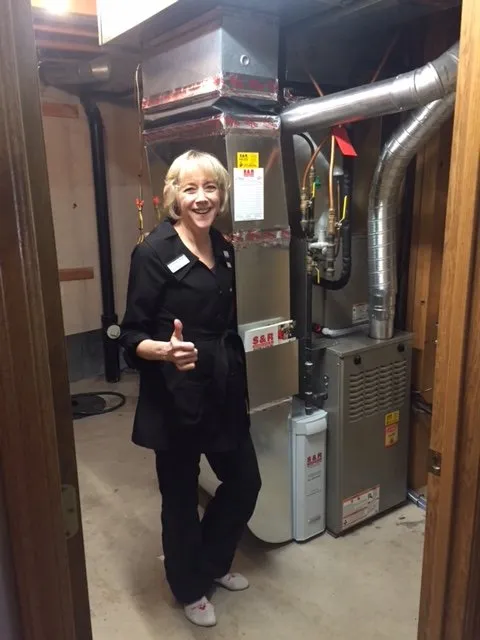 Slide of S&R Heating & Cooling