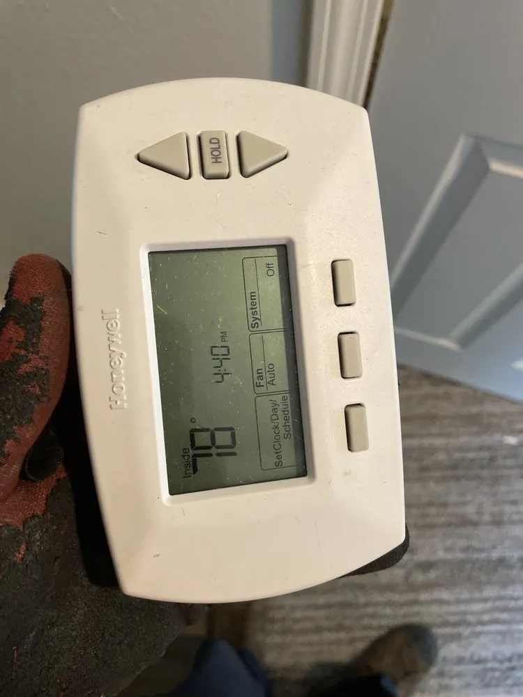 Slide of Stay Comfy HVAC