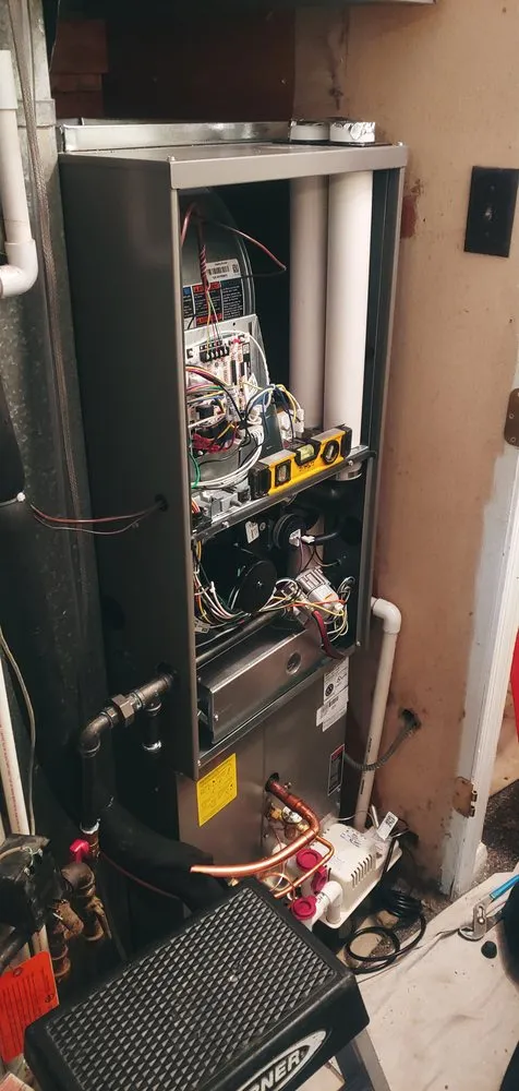 Slide of Stevenson Service Experts