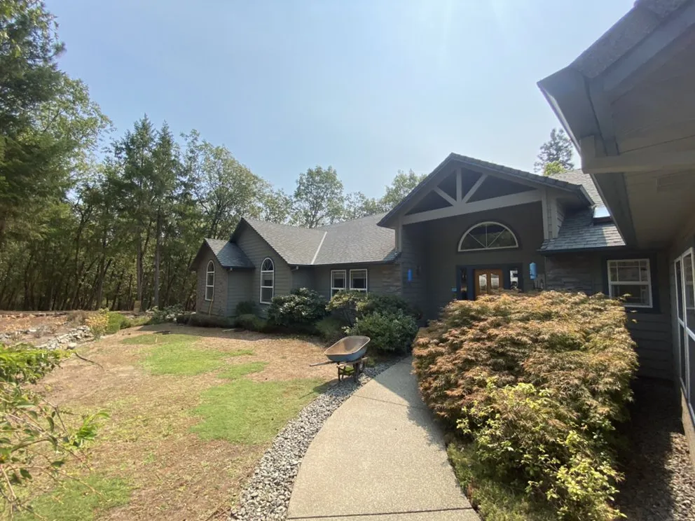 Slide of Sticky’s Home Services & Repairs