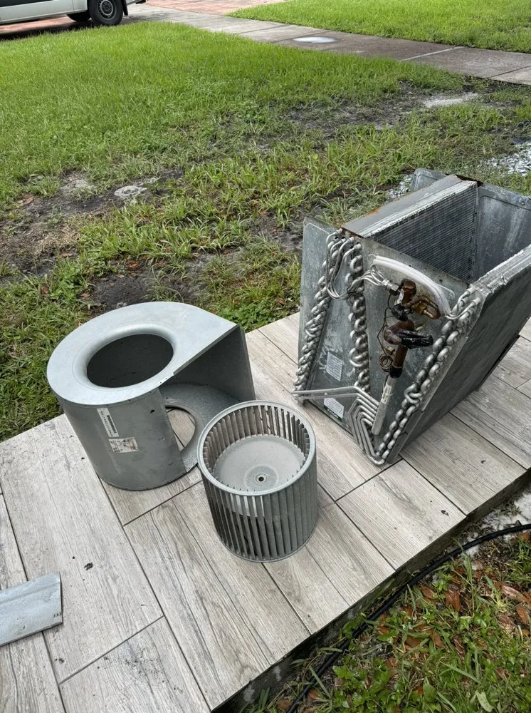 Slide of Strong Cool Air Condition