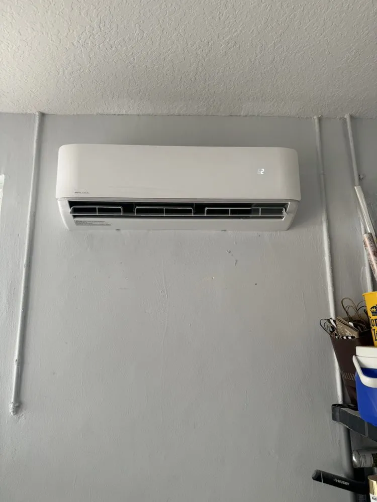 Slide of Strong Cool Air Condition