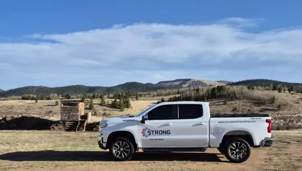 Strong Heating And Cooling Logo