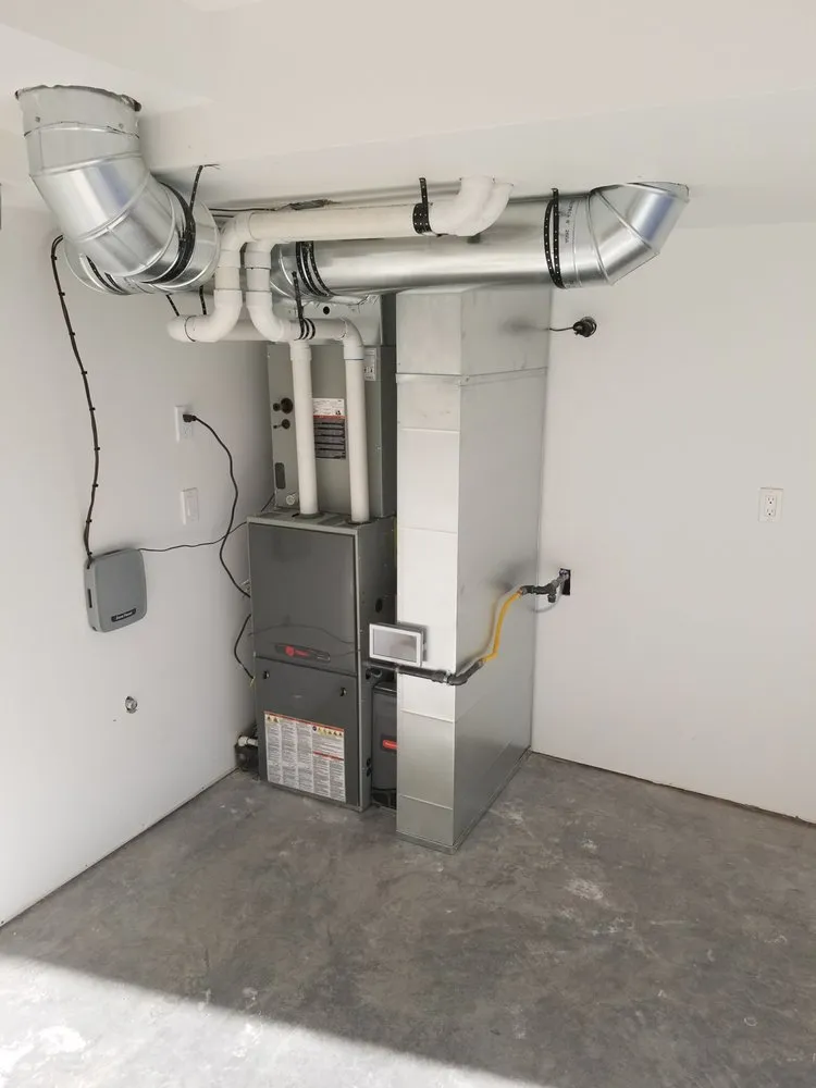 Expert air conditioning tune-up in Roy, WA - Stroud's Heating & Cooling