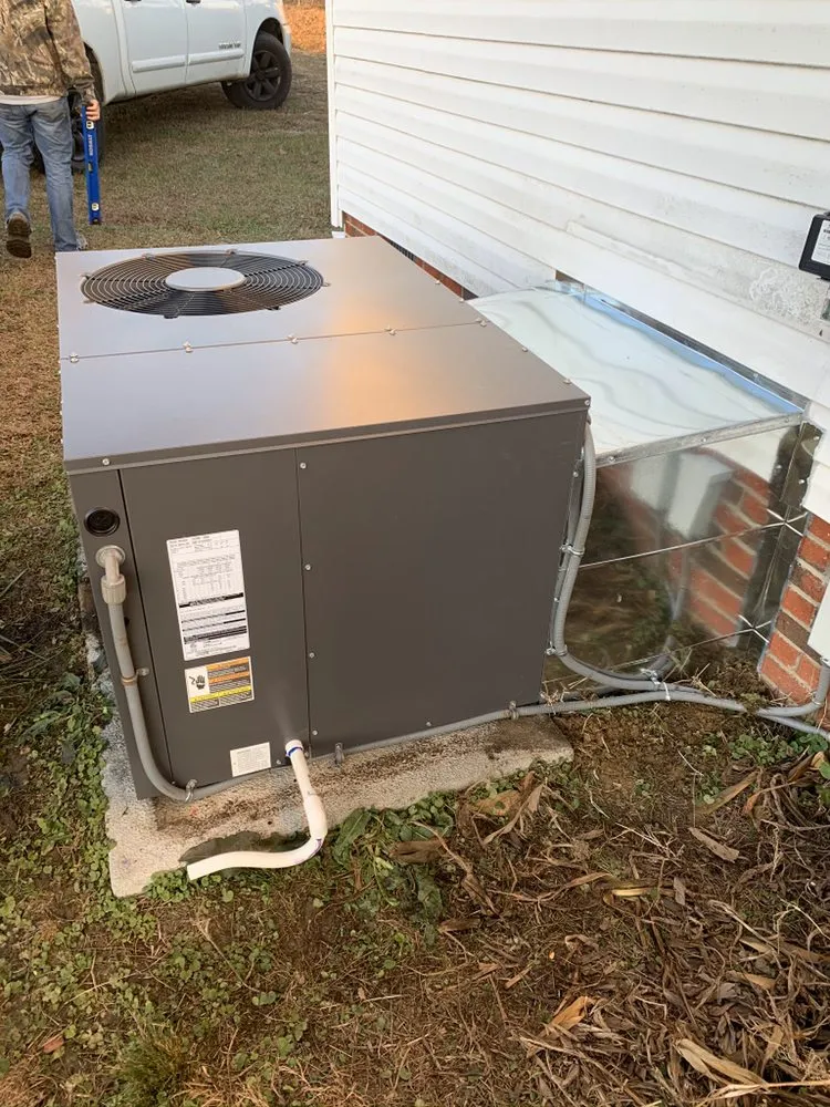 Slide of Strouth & Sons Heating and Air Conditioning