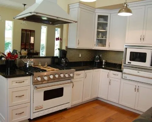 Sub Zero Wolf Appliance Repair Logo