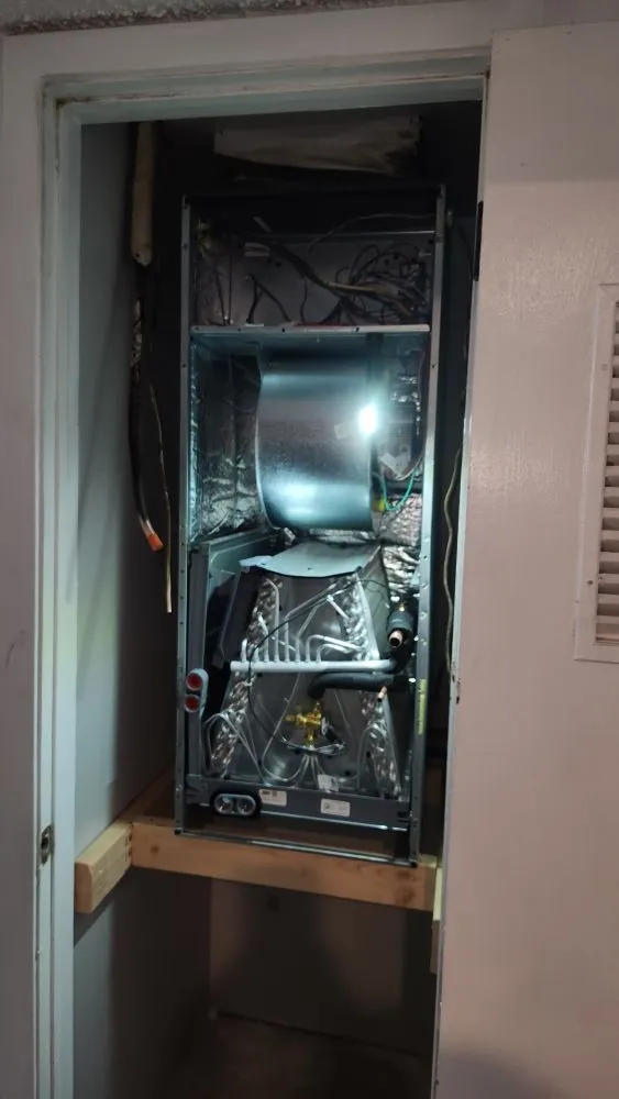 Slide of Subzero Air Conditioning & Heating