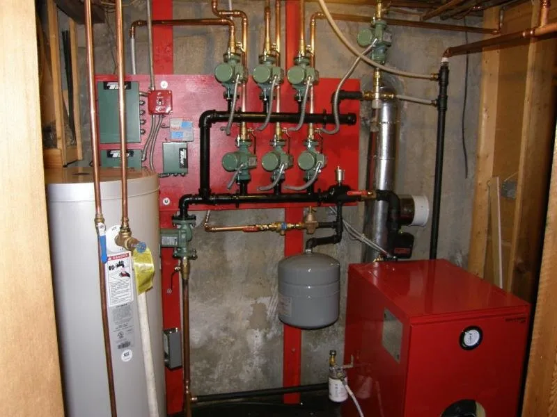 Slide of Sueco Oil Co