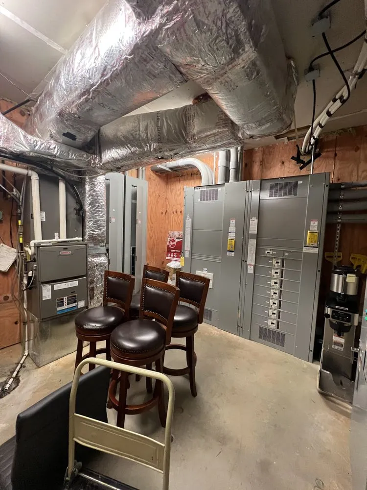 Slide of Summit Heating and Air