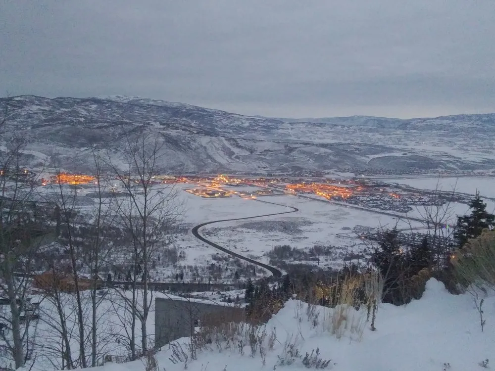 Slide of Summit Logistics