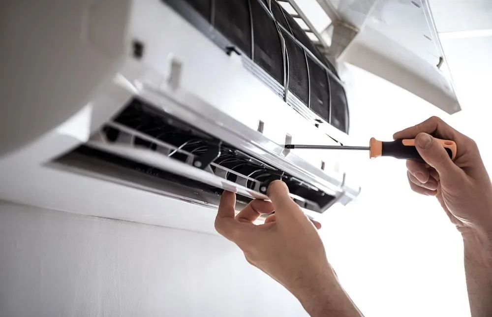 Slide of Summit Plumbing & Air