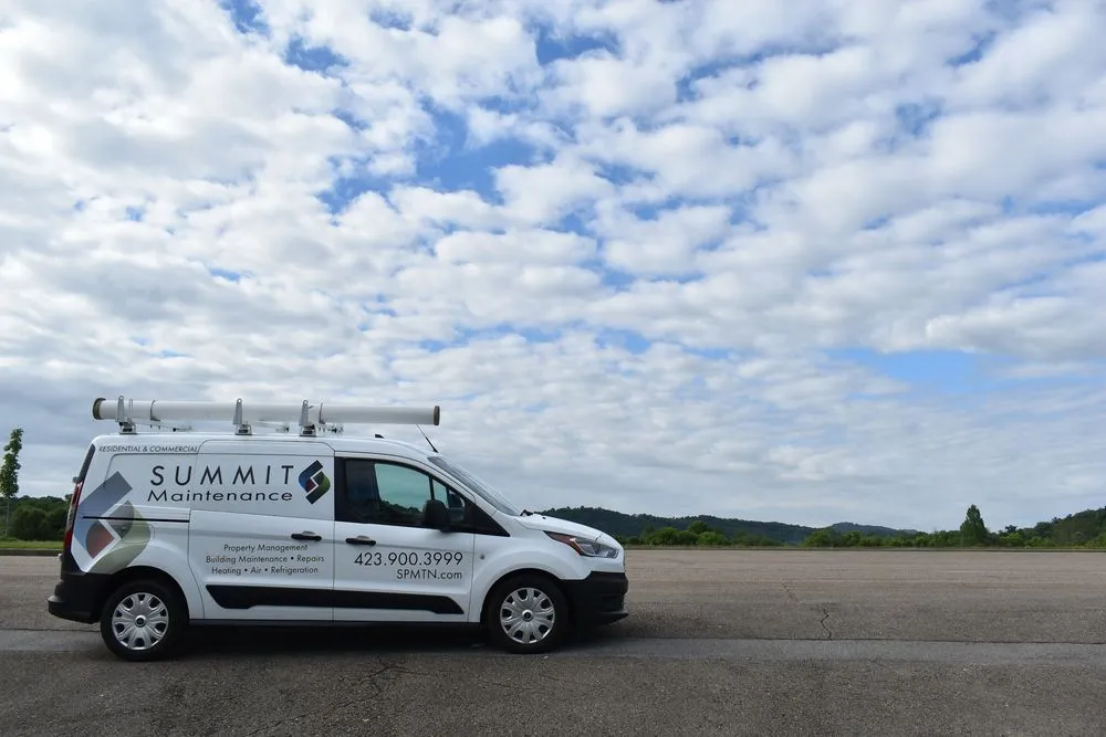 Slide of Summit Property Maintenance