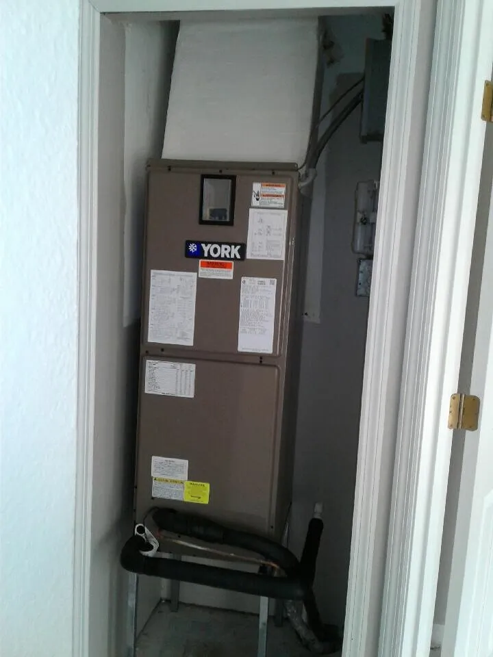 Slide of Sun City Heating & Air Company