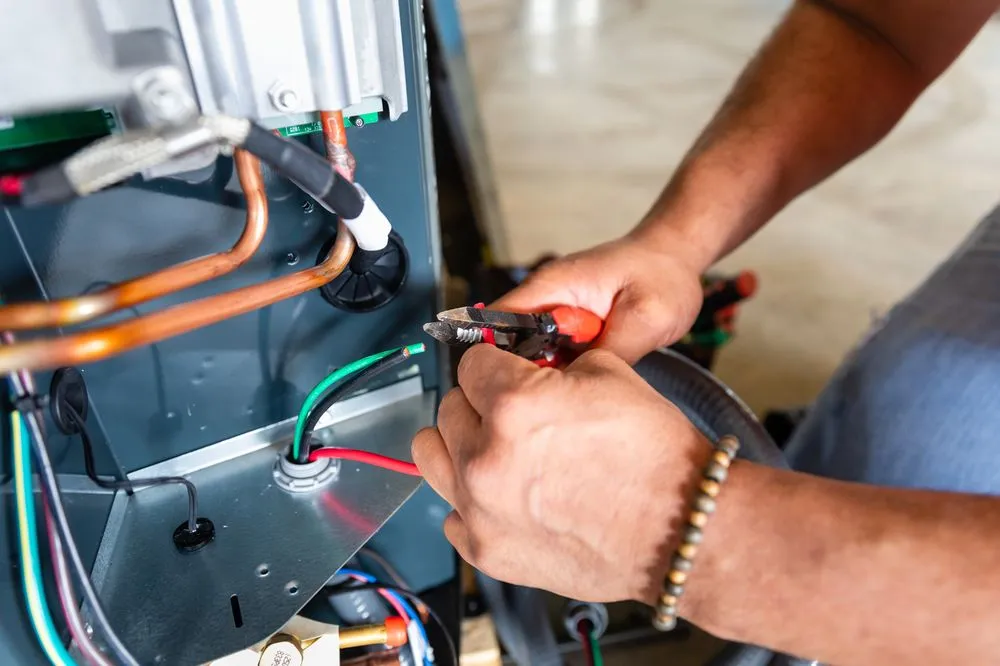 Slide of Sun Country Heating and Cooling