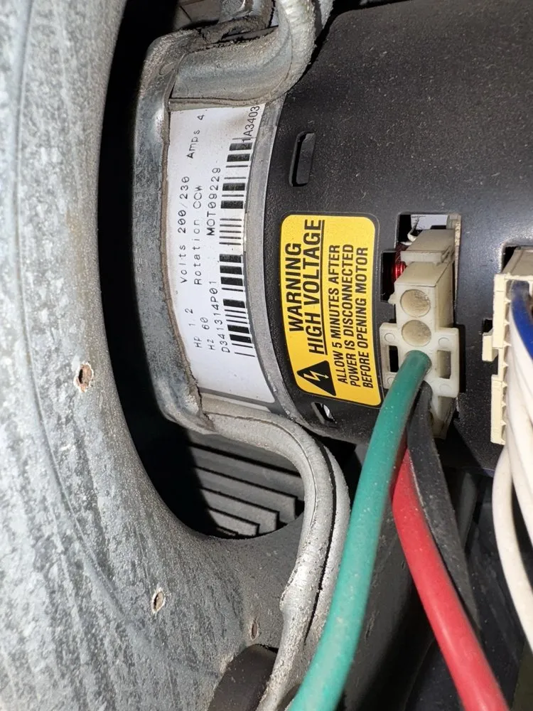 Slide of Sun Reys AC