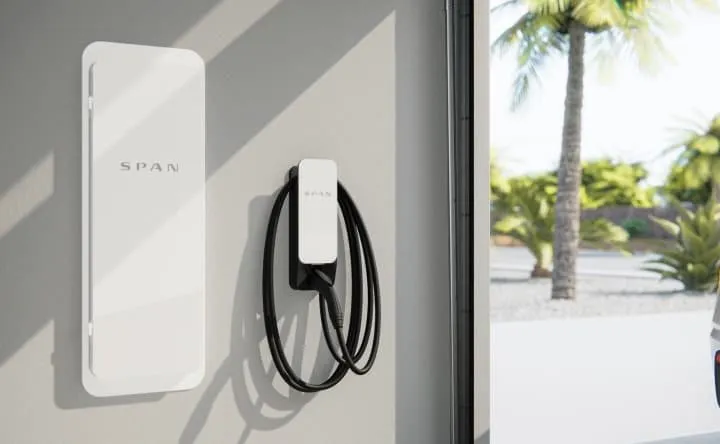 Slide of Suntech Solutions