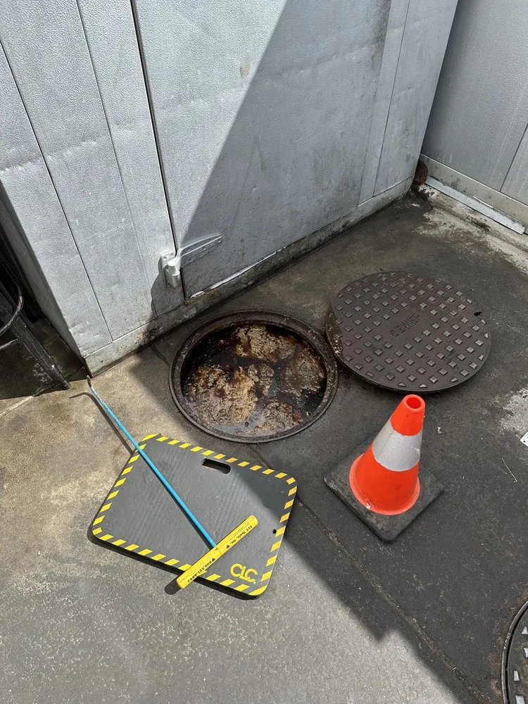 Slide of Supreme Home Services