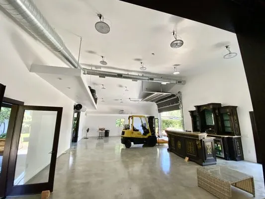 Supreme Mechanical Logo