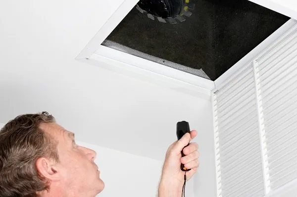 Surge Air Conditioning & Heating Logo