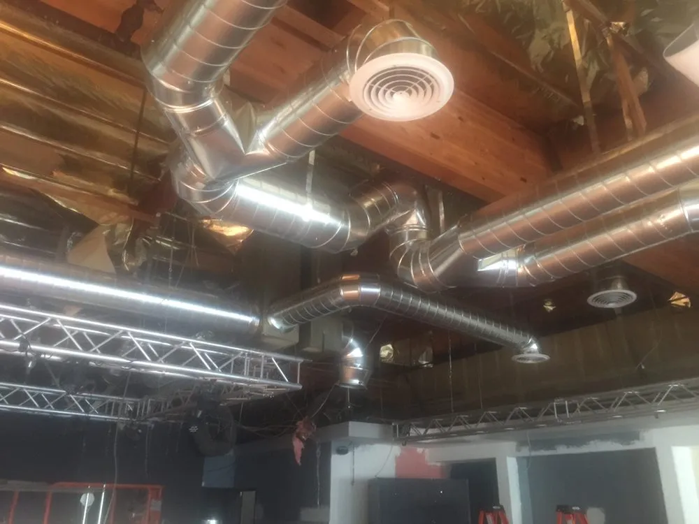 Slide of S.V Star Electric