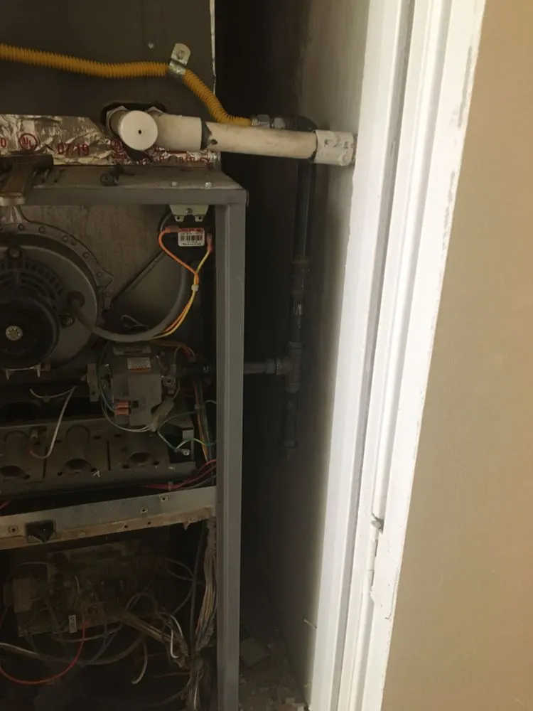 Slide of Swampy's Evaporative Cooler Care