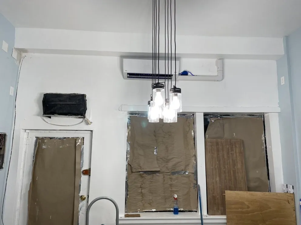 Slide of Sweet & Lowe