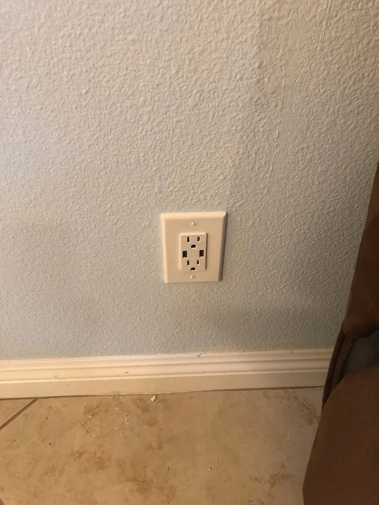 Slide of T & R Technician Services