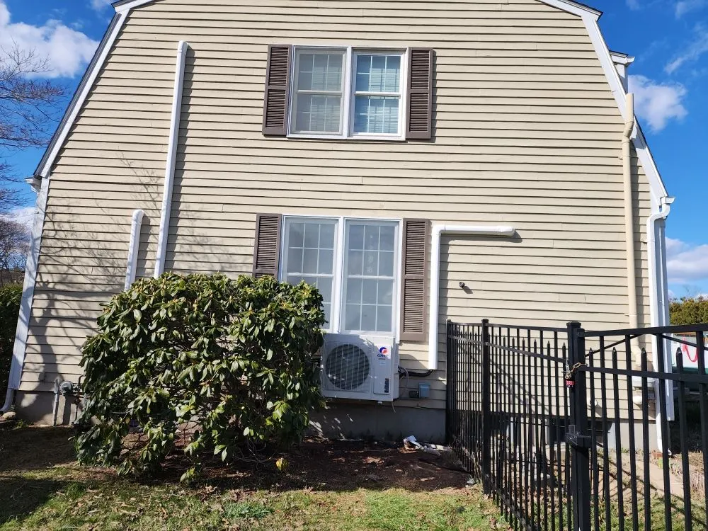 Slide of T Gomes Heating & Cooling