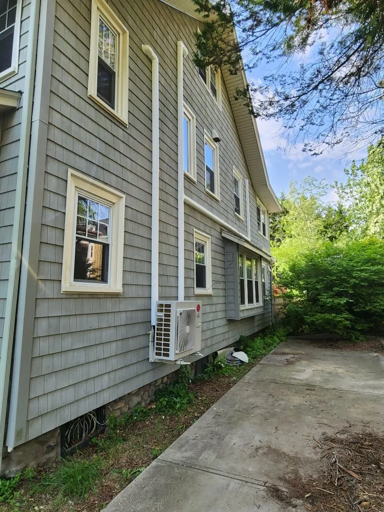 Slide of T Gomes Heating & Cooling