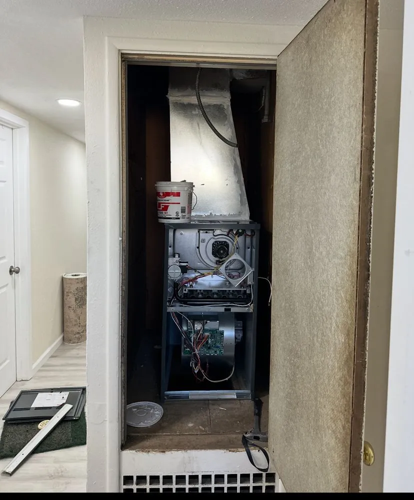 Slide of T Technoair Hvac