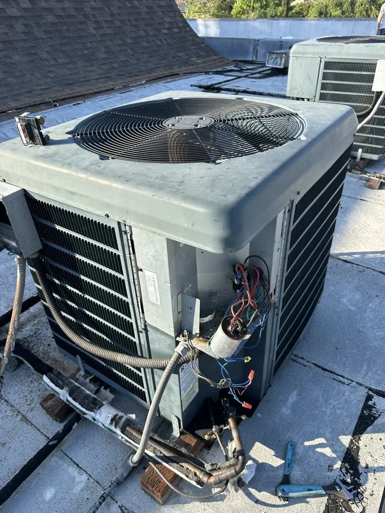 Slide of T Technoair Hvac