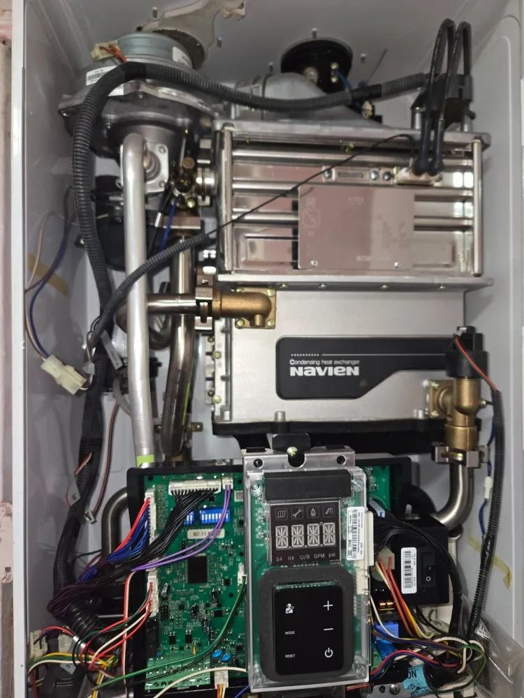 Slide of Takishas Heating & Cooling