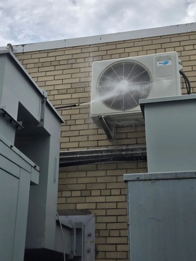 Slide of Takishas Heating & Cooling