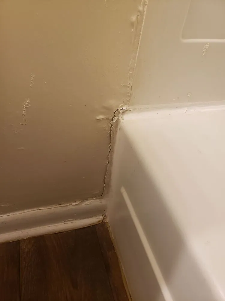 Slide of Tavon Martin Home Maintenance Professional