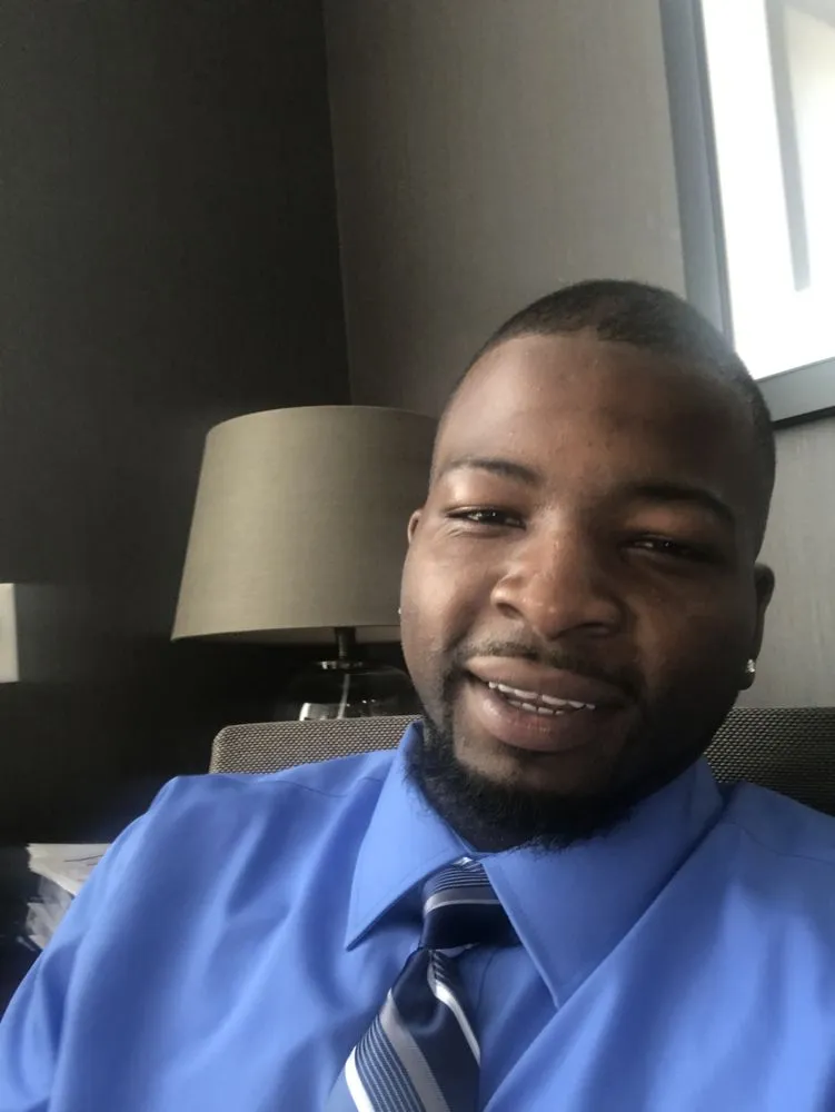 Slide of Tavon Martin Home Maintenance Professional