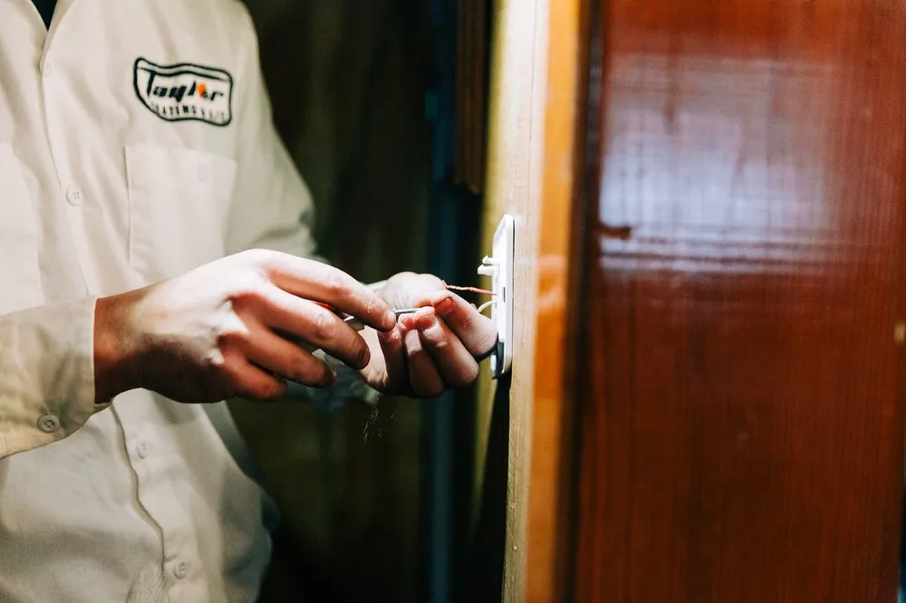 Slide of Taylor Heating, Cooling, Plumbing & Electrical