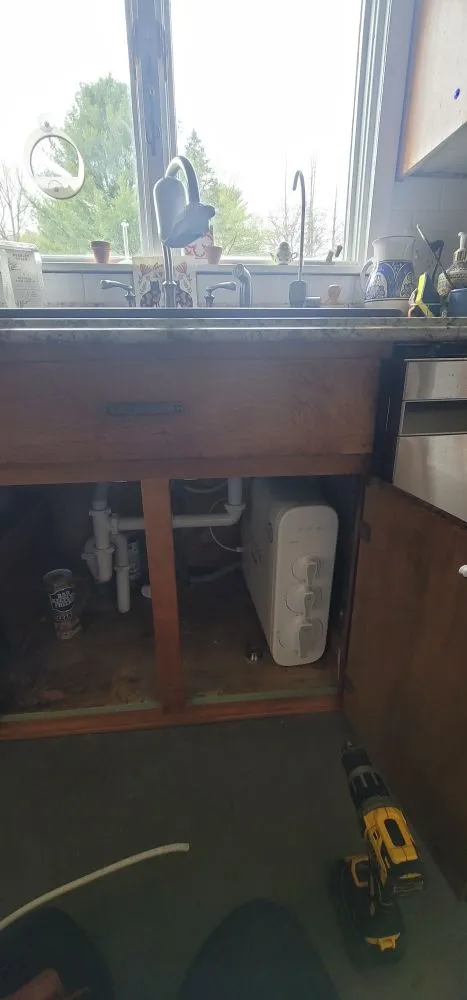 Slide of T&E Plumbing and Heating