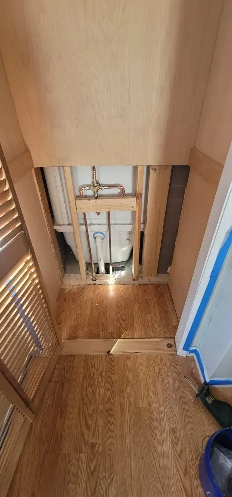 Slide of T&E Plumbing and Heating