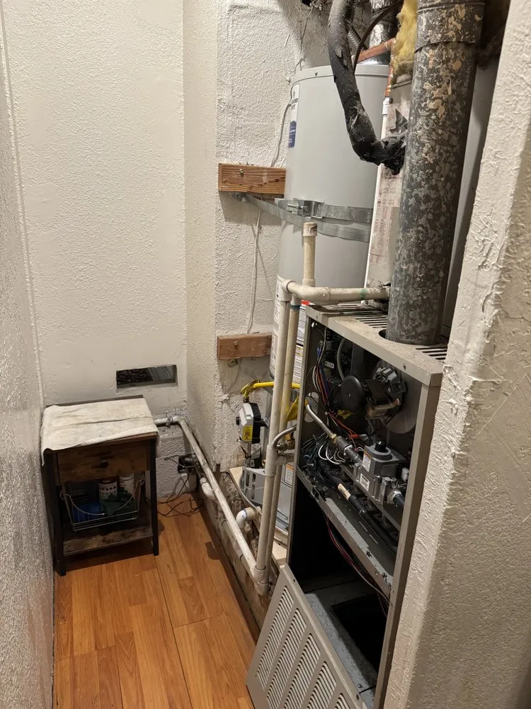 Slide of Teal Town Mechanical HVAC/R Service