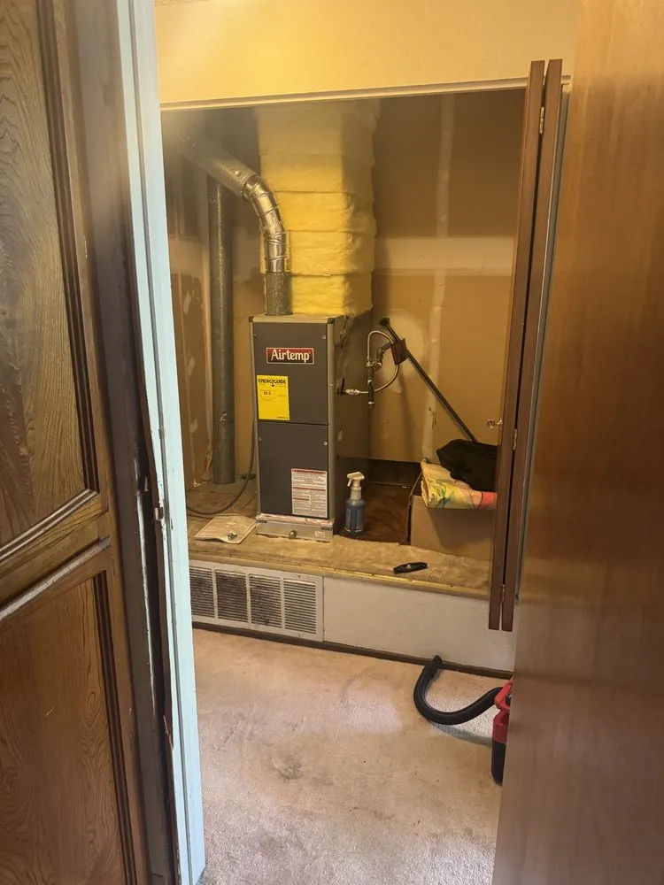 Slide of Teal Town Mechanical HVAC/R Service