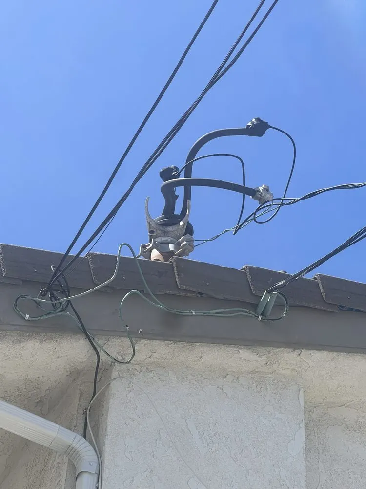 Slide of Tech Electrical And HVAC