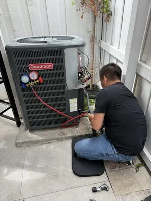 Techniservices Technology Logo