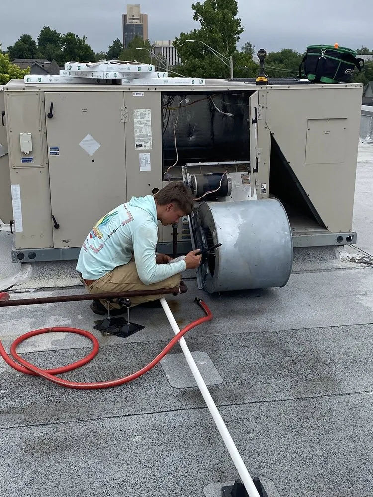 Slide of Tejano Mechanical