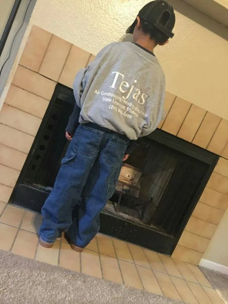 Slide of Tejas AC & Electrical